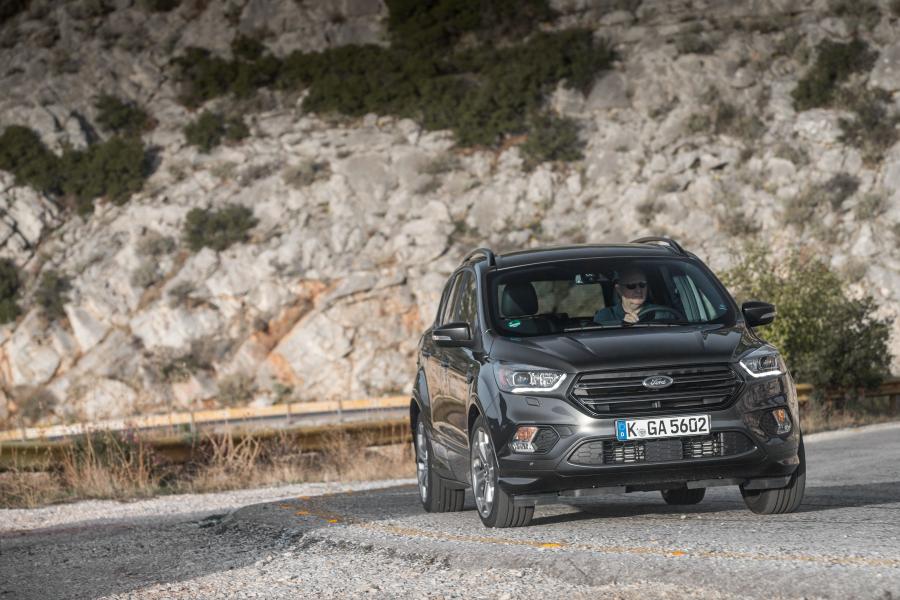  Ford Kuga ST-Line 2016 года  (фото 20 из 32)